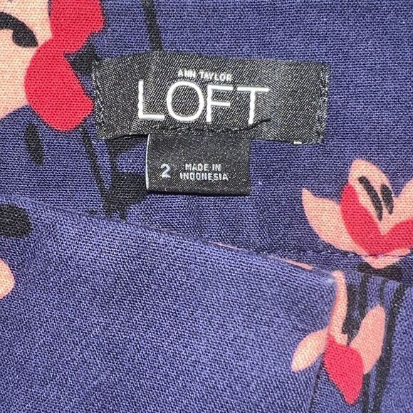LOFT Ann Taylor Womens Blue Pink Floral Cropped Pants Stretch Size 2 EUC - Picture 6 of 7